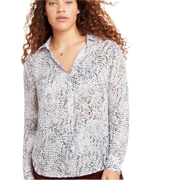 𝅺CLOTH and‎ Stone Snake Print Button Down shirt Size S - Picture 3 of 10